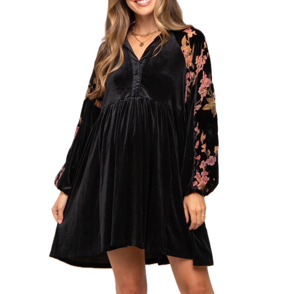 Women's Boutique Umgee Black Velvet Collared Floral Print Tunic Mini Dress